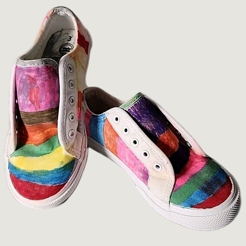 Wonder Nation Kids Size 3 Sneakers Low-Top Canvas Shoes Hand-Colored Rainbow Fun